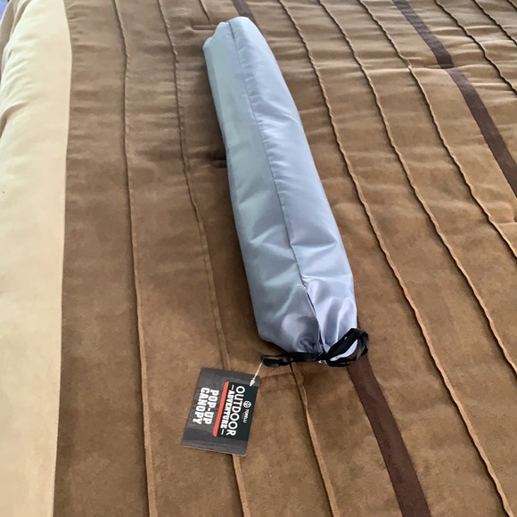 Pop up canopy. - Picture 4 of 4